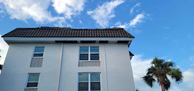 Soffit and Cap Damage